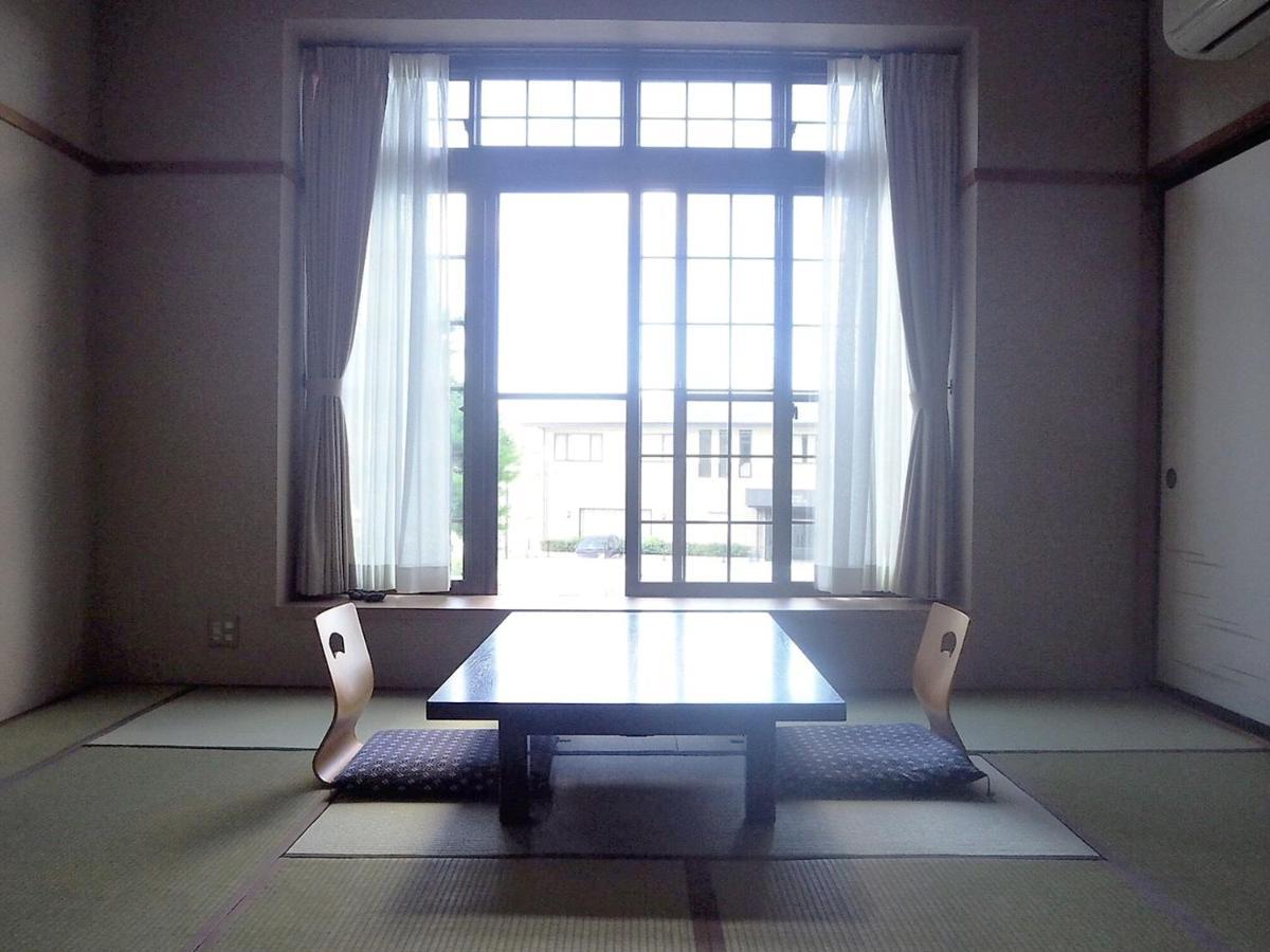 Hotel Oyado Hachibei à Takayama  Extérieur photo