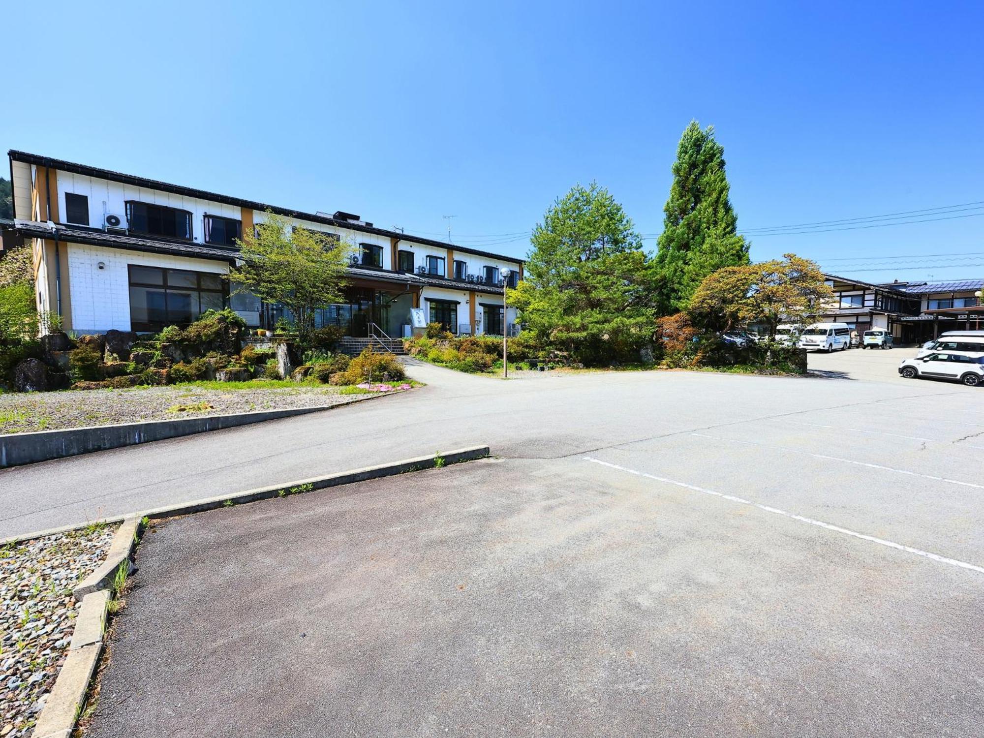 Hotel Oyado Hachibei à Takayama  Extérieur photo