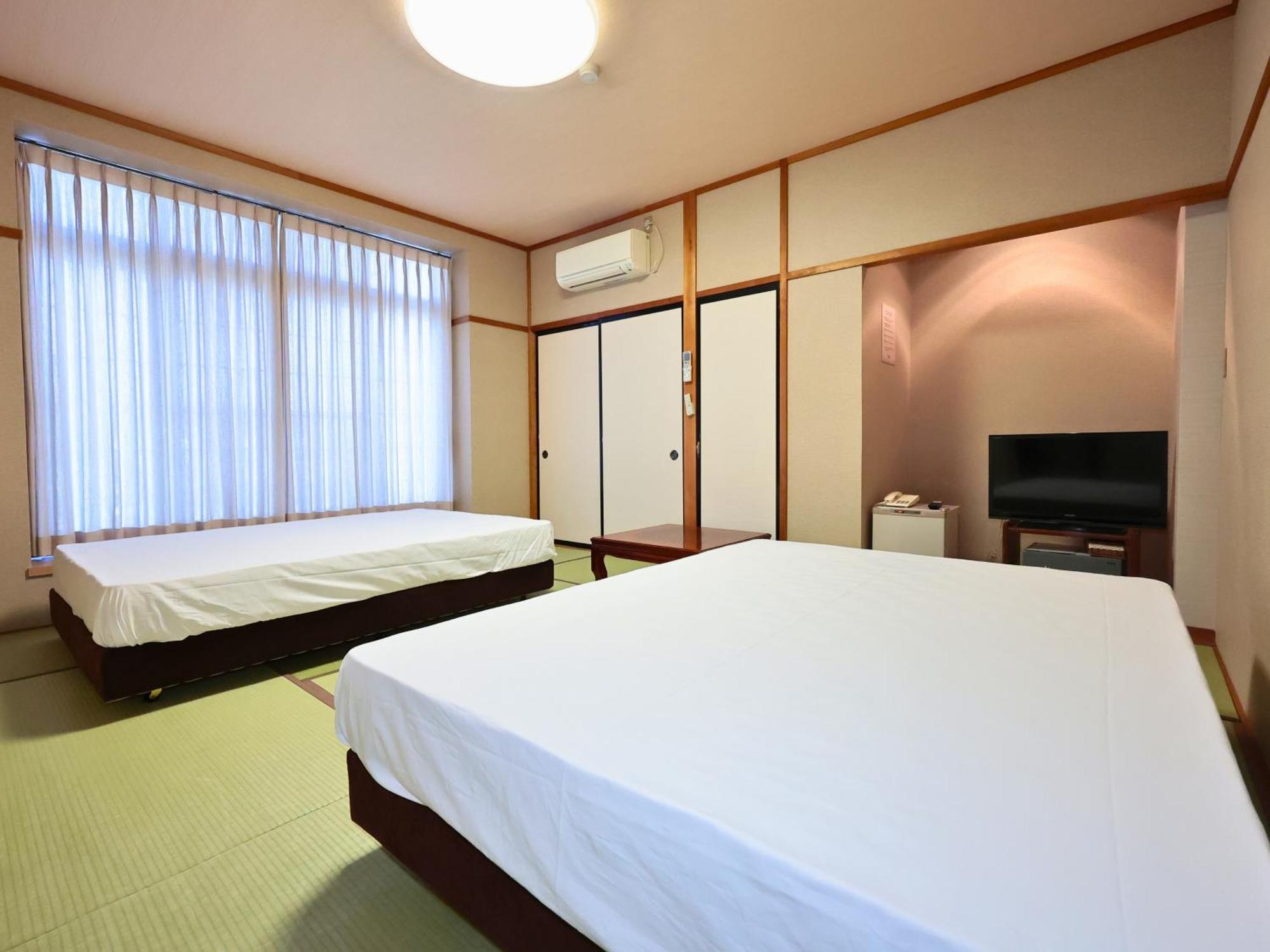 Hotel Oyado Hachibei à Takayama  Extérieur photo